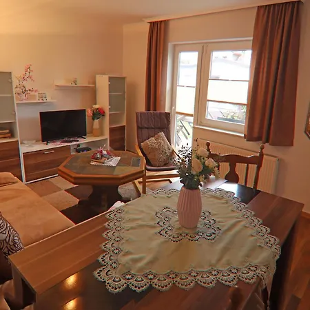 Ferienhaeuser Am Teich, Holiday home Zinnowitz